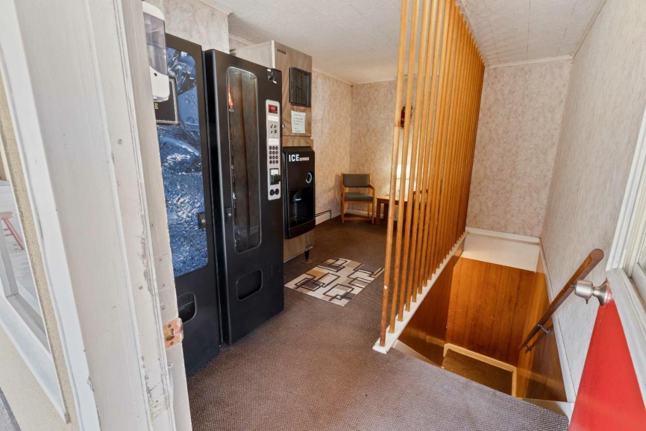 Buena Vista Inn Motel デルハイ  エクステリア 写真