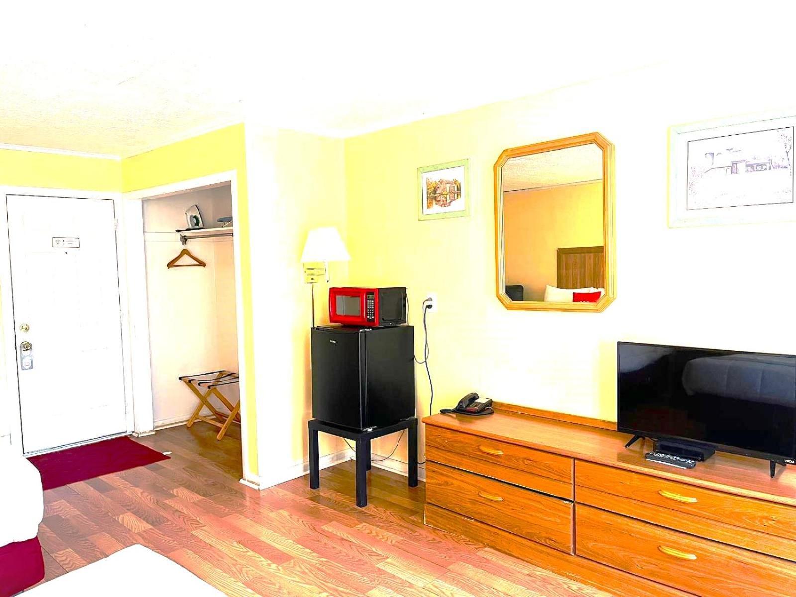 Buena Vista Inn Motel デルハイ  エクステリア 写真